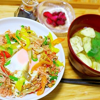 巣ごもり焼き納豆丼